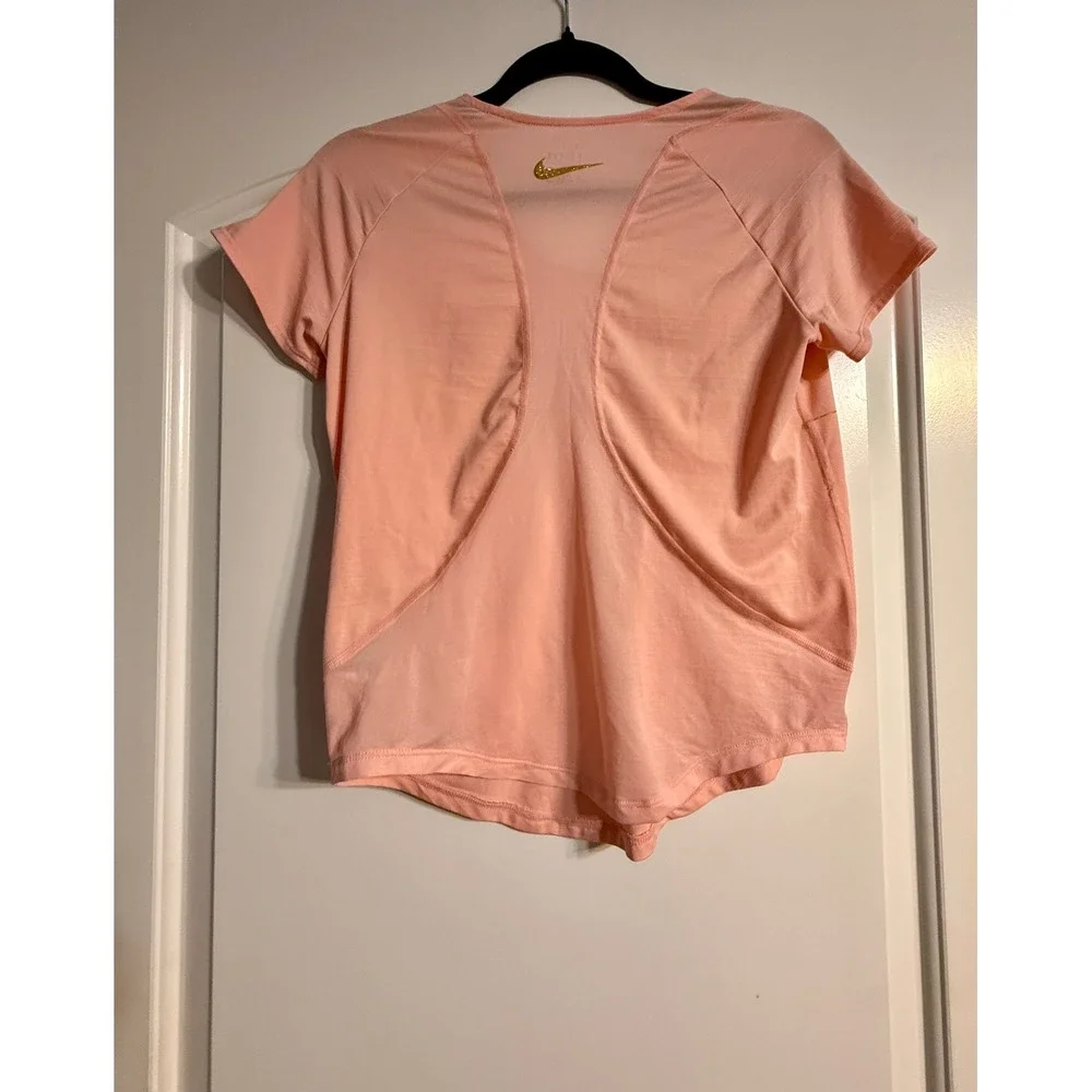 Nike Dri-FIT Training Shirt Small Peach Gold Glitter Athleisure Sparkly Sporty